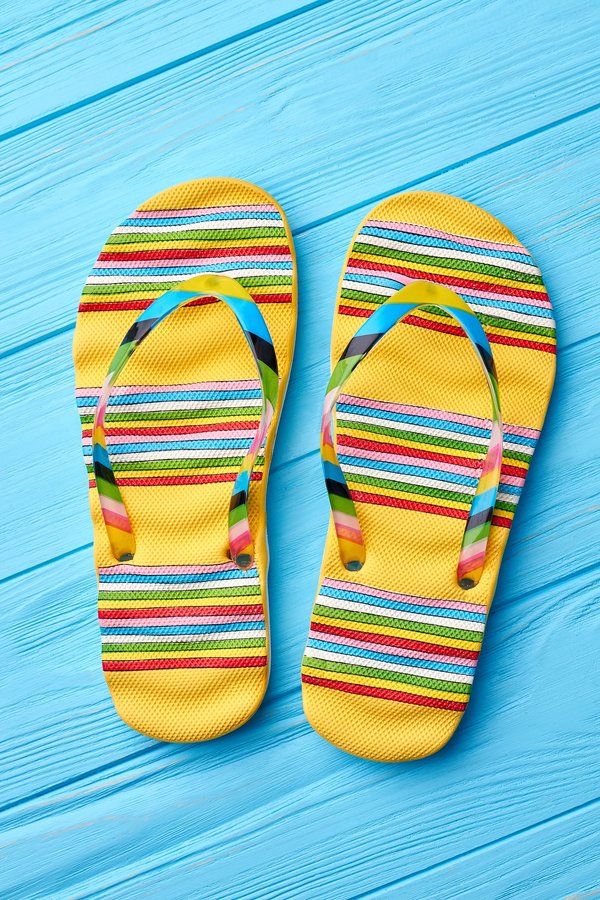 Sandales d'été élégantes : guide des tropéziennes par m. belarbi